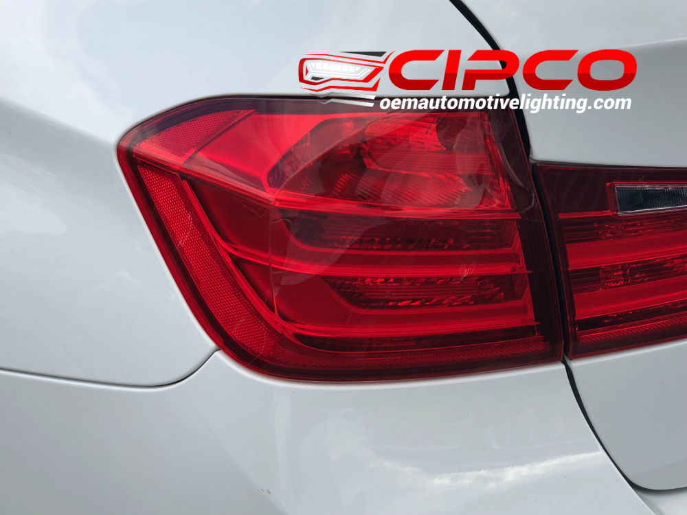 USテールライト BMW 320iに合うテールライト2012 13 14 2015ペアRHとLHドットBM2802115 Fits BMW 320i  Back Up Tail Light 2012 13 14 2015 Pai RH and LH DOT BM2802115 